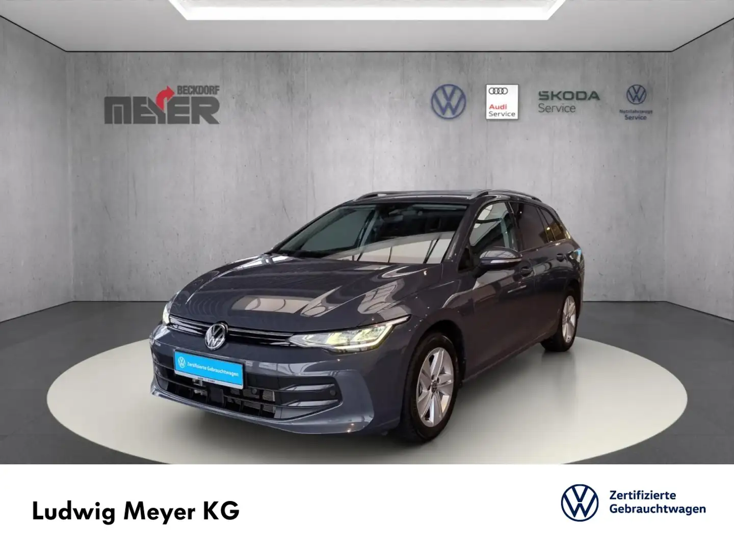 Volkswagen Golf Variant Life 1.5 eTSI DSG Klima Navi Rückfahrkamera Grau - 1