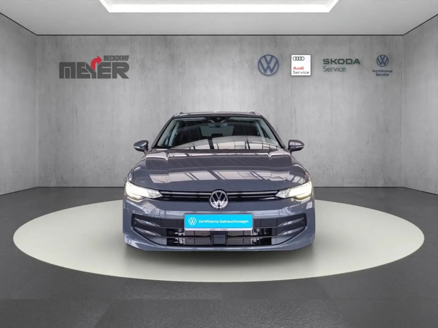 Volkswagen Golf Variant Life 1.5 eTSI DSG Klima Navi Rückfahrkamera Grau - 2