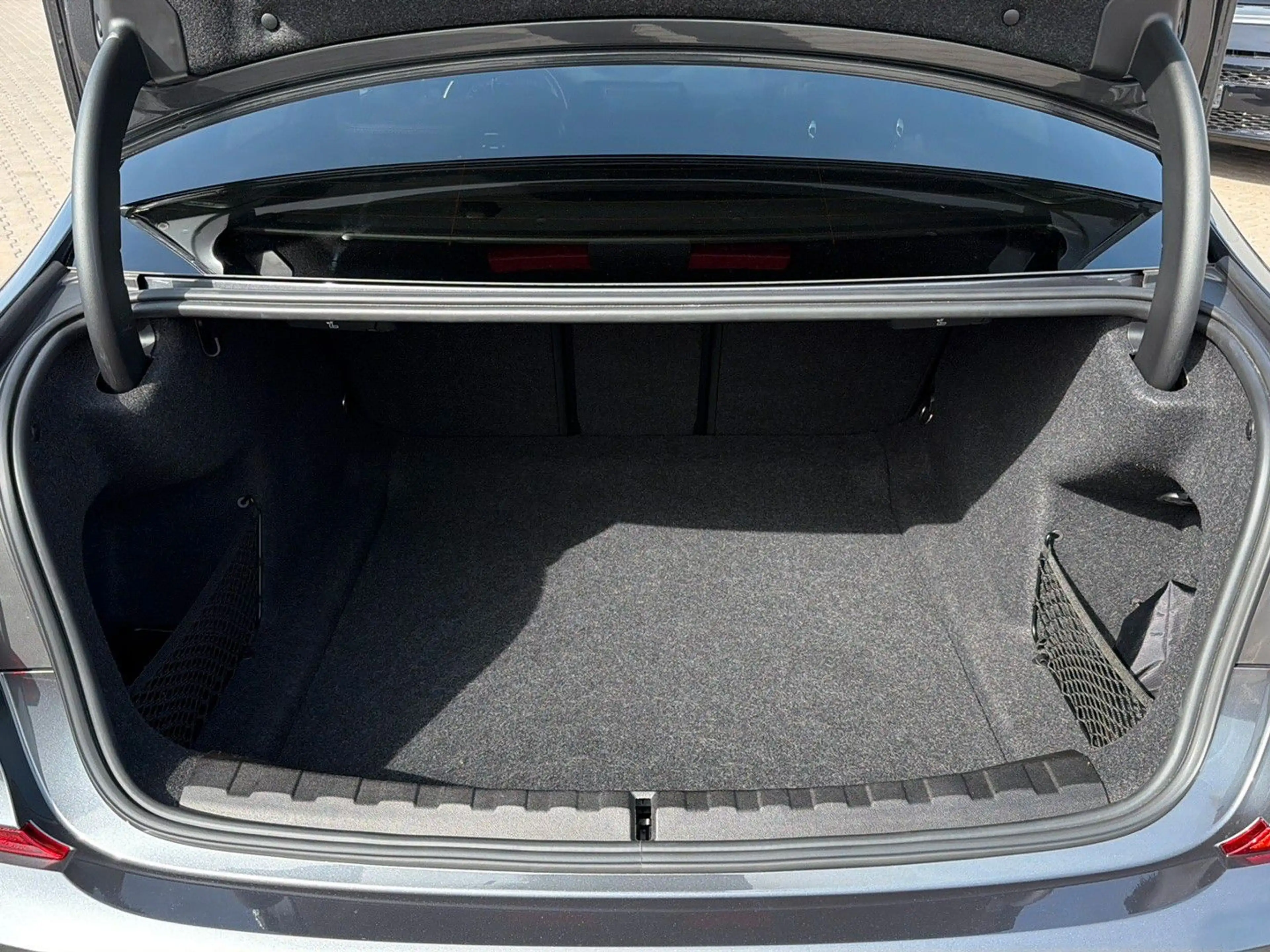BMW 340 M340xi Limousine — photo 11
