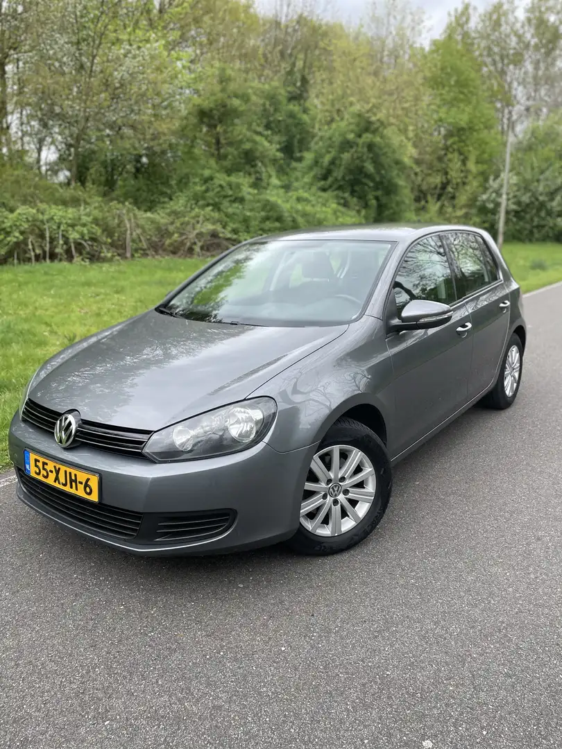 Volkswagen Golf Variant 1.2 TSI 105pk BlueMotion Techn. Comfortline Grijs - 2