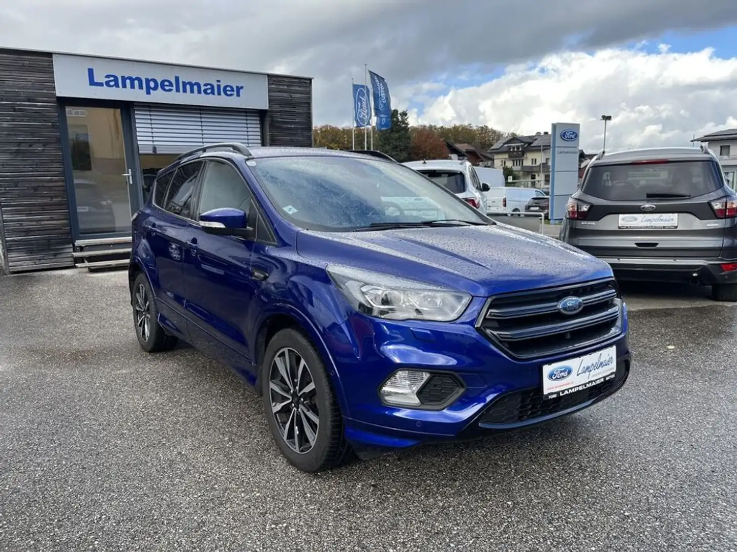 Ford Kuga ST-Line Blau - 1