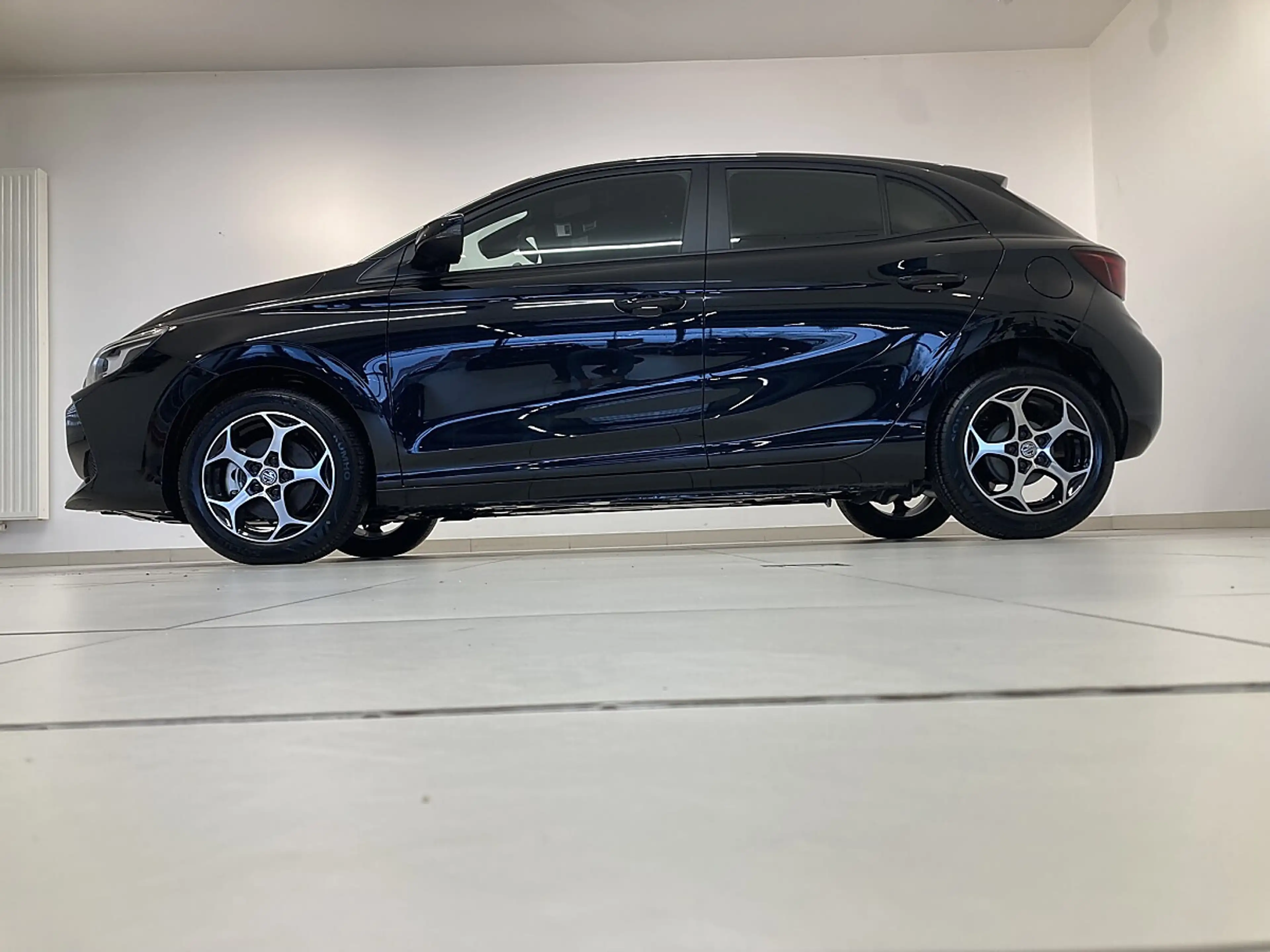 MG MG3 Comfort-Ausstattung  4.Zylinder — photo 9