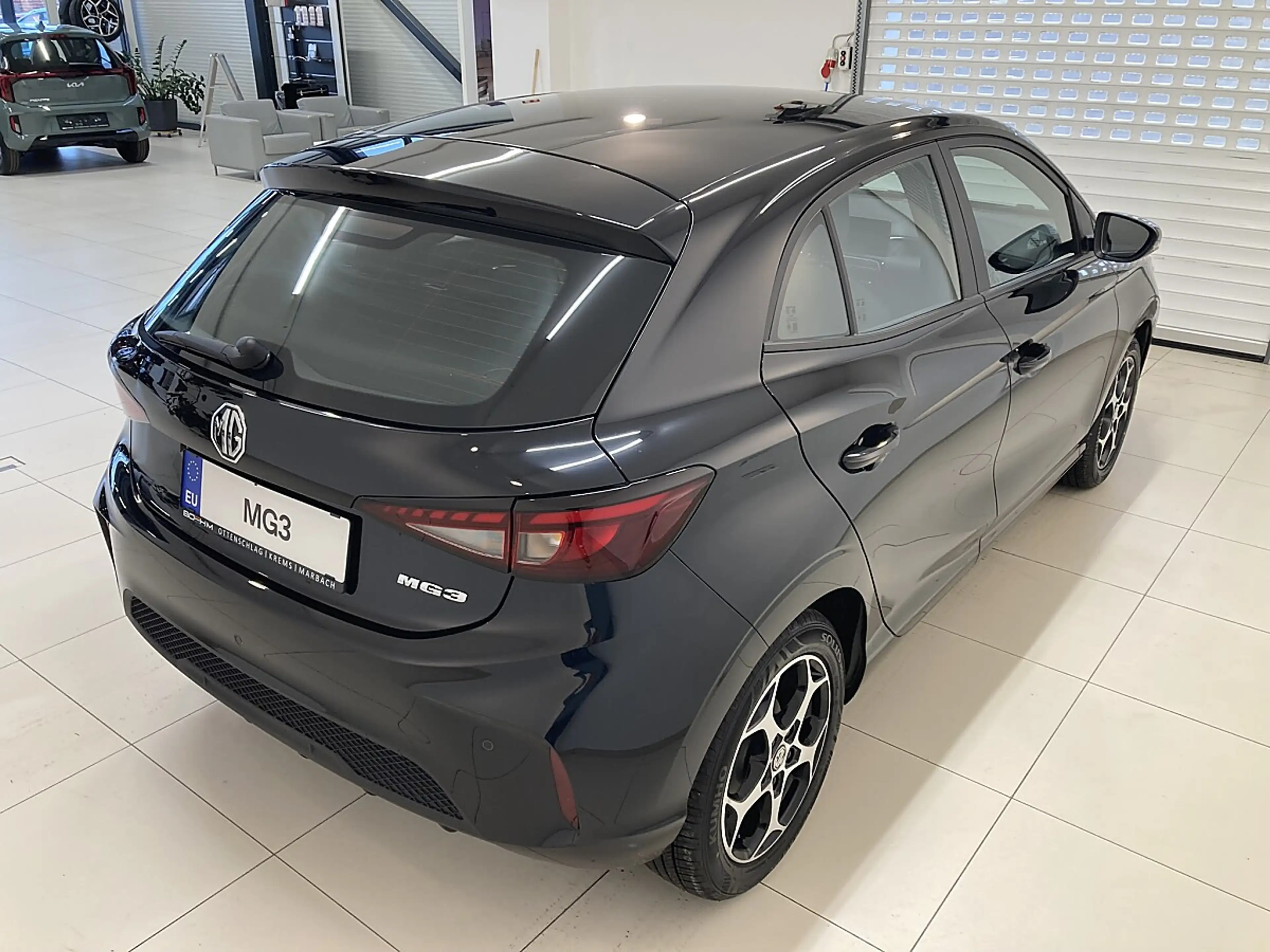 MG MG3 Comfort-Ausstattung  4.Zylinder — photo 12