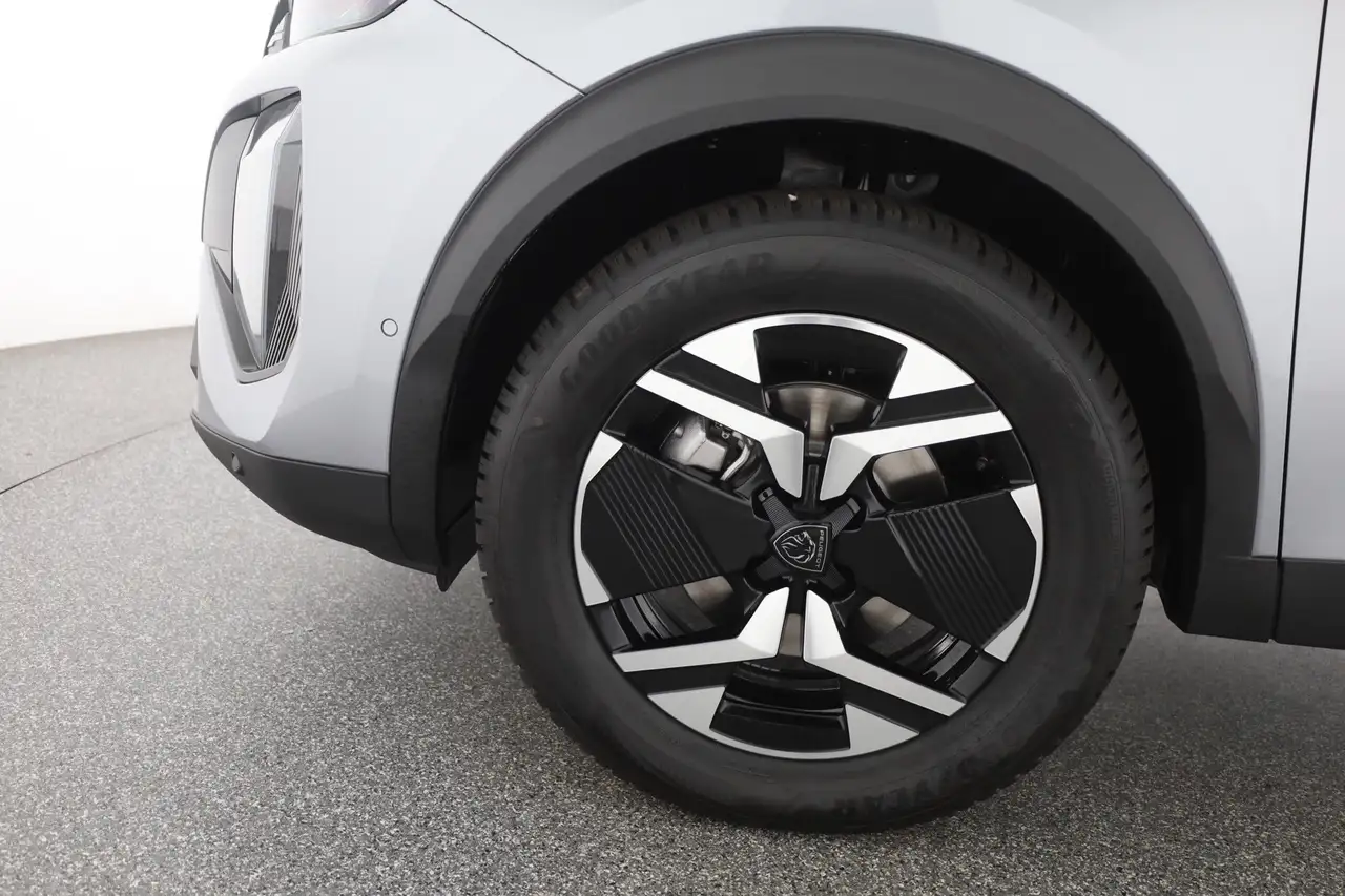 Peugeot 2008 GT 1.2 Hybrid 145 Aut. LED ACC Navi, миниатюра 29
