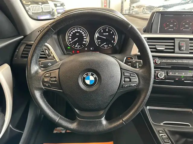 BMW 1 Series view 7