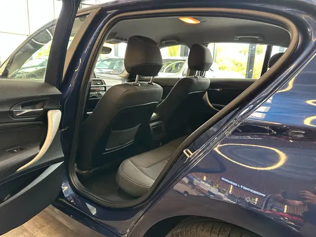 BMW 1 Series view 30