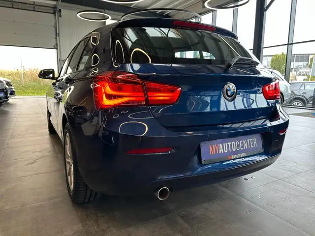 BMW 1 Series view 5