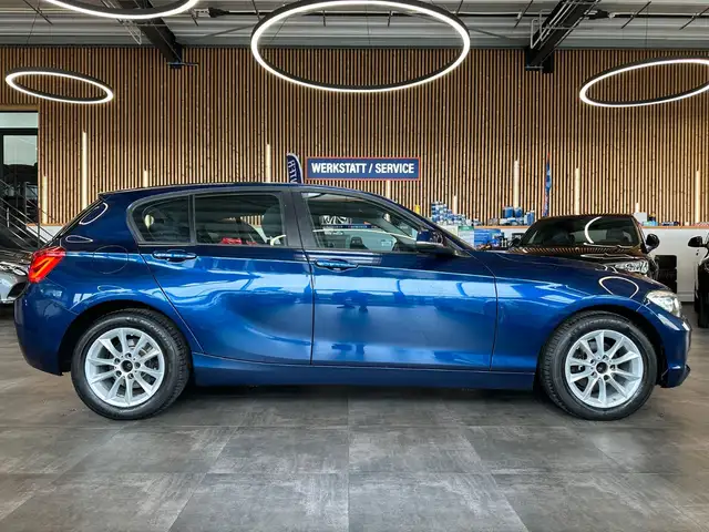 BMW 1 Series view 16