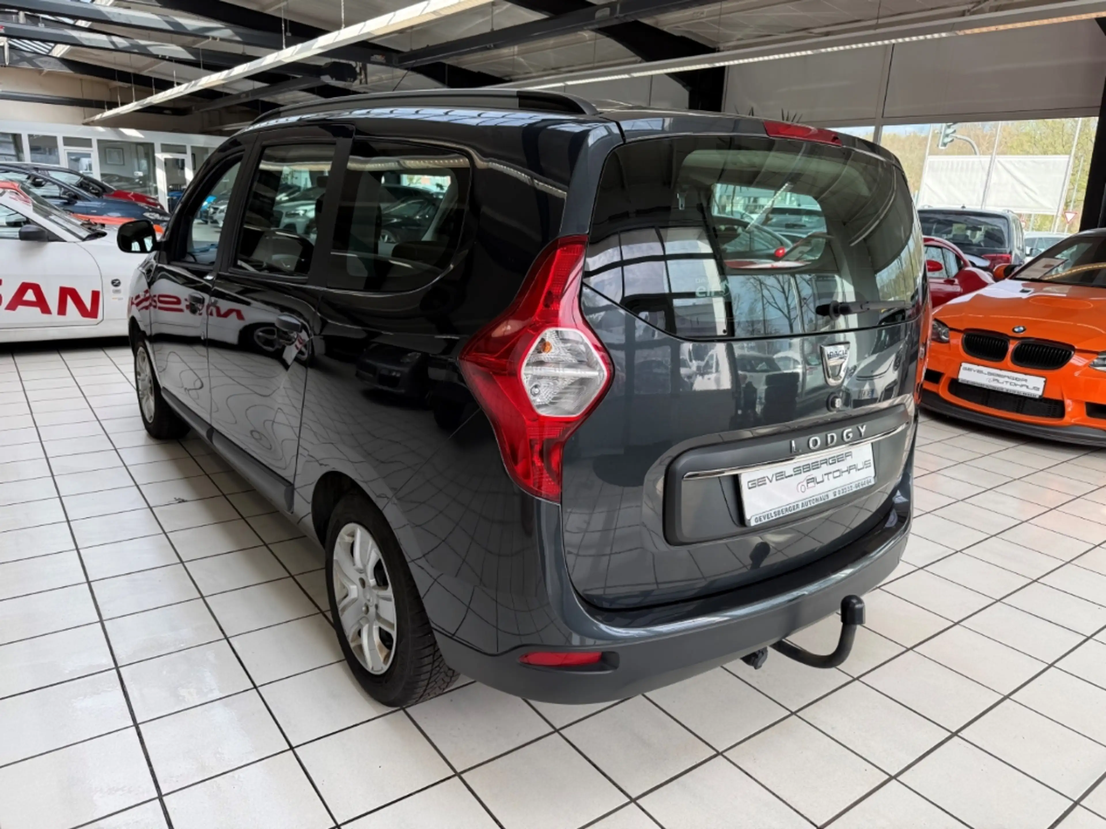 Dacia Lodgy Comfort 1.Hand Temp Berganfahrass. GA Speedlimiter — photo 6