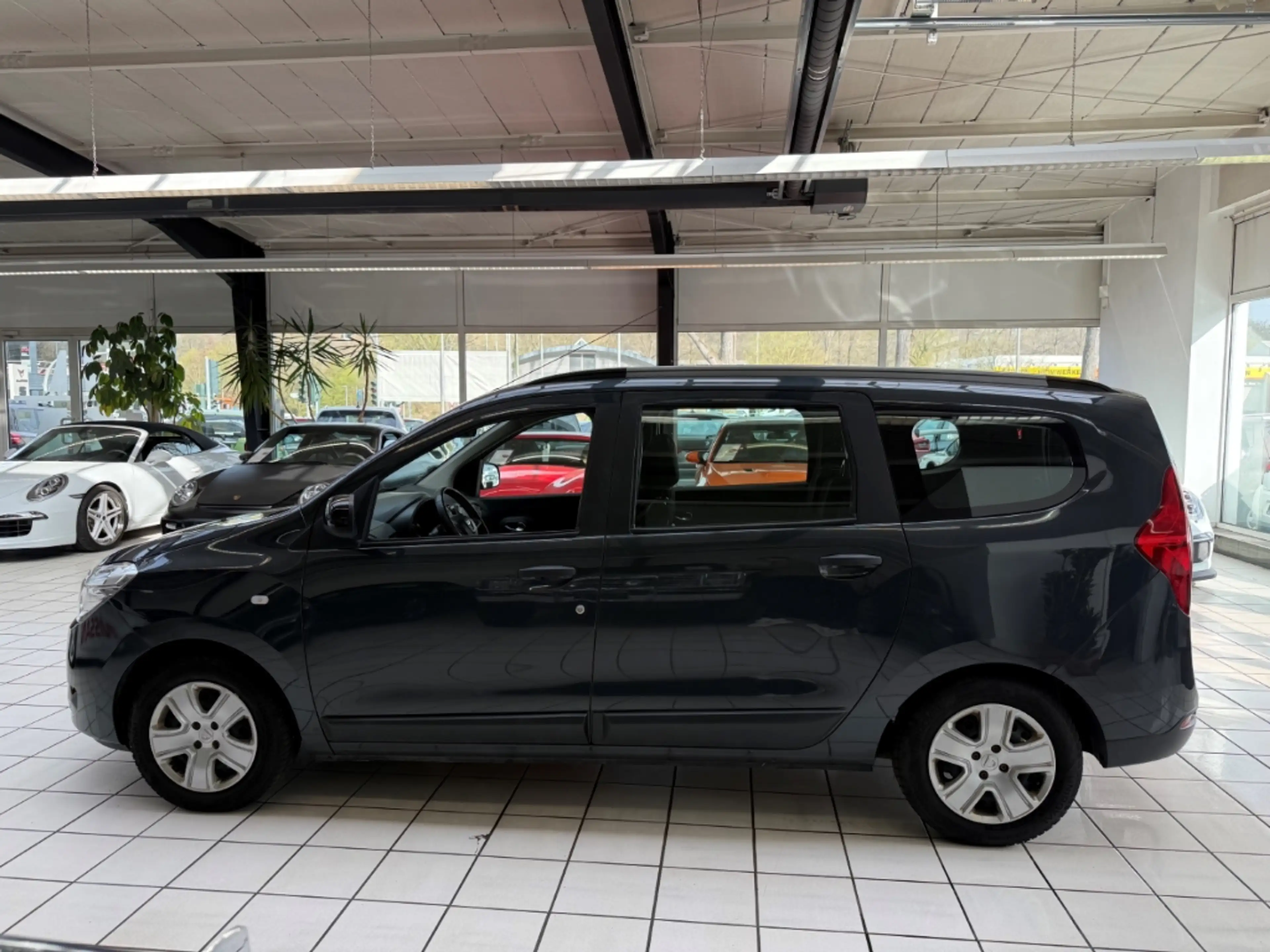 Dacia Lodgy Comfort 1.Hand Temp Berganfahrass. GA Speedlimiter — photo 5