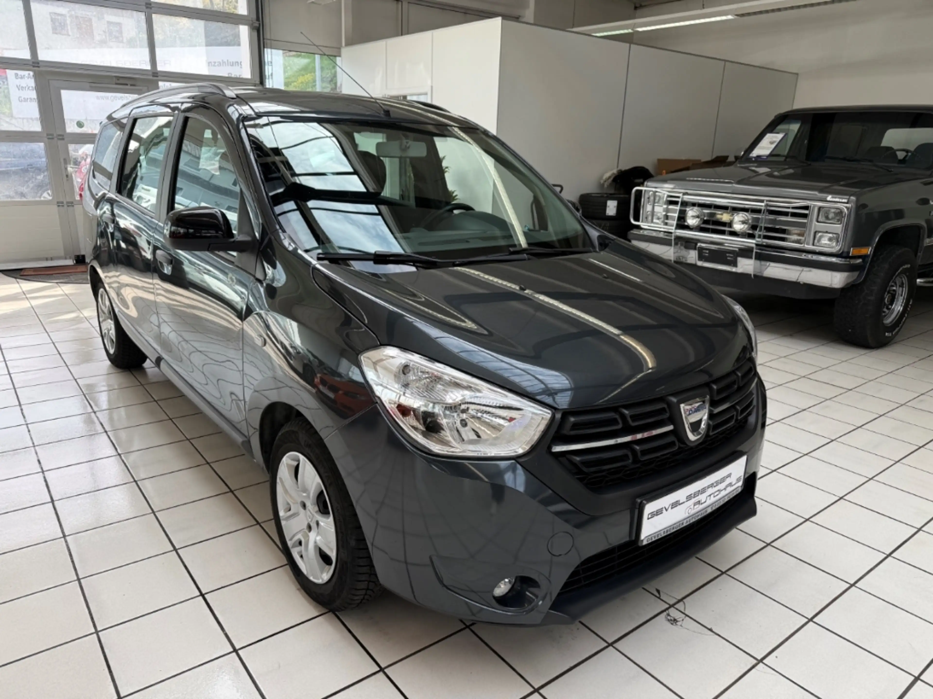 Dacia Lodgy Comfort 1.Hand Temp Berganfahrass. GA Speedlimiter — photo 3