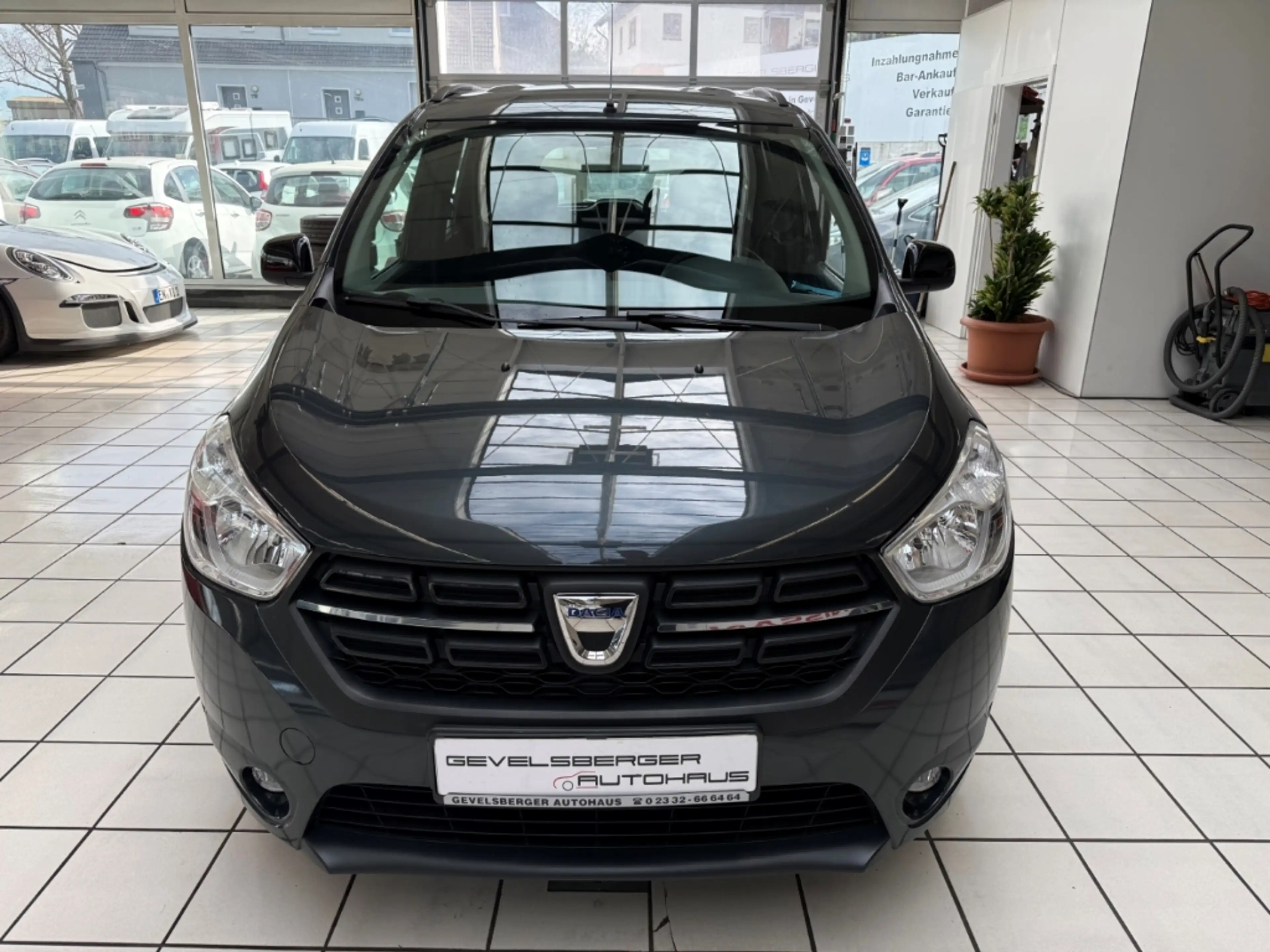 Dacia Lodgy Comfort 1.Hand Temp Berganfahrass. GA Speedlimiter — photo 2