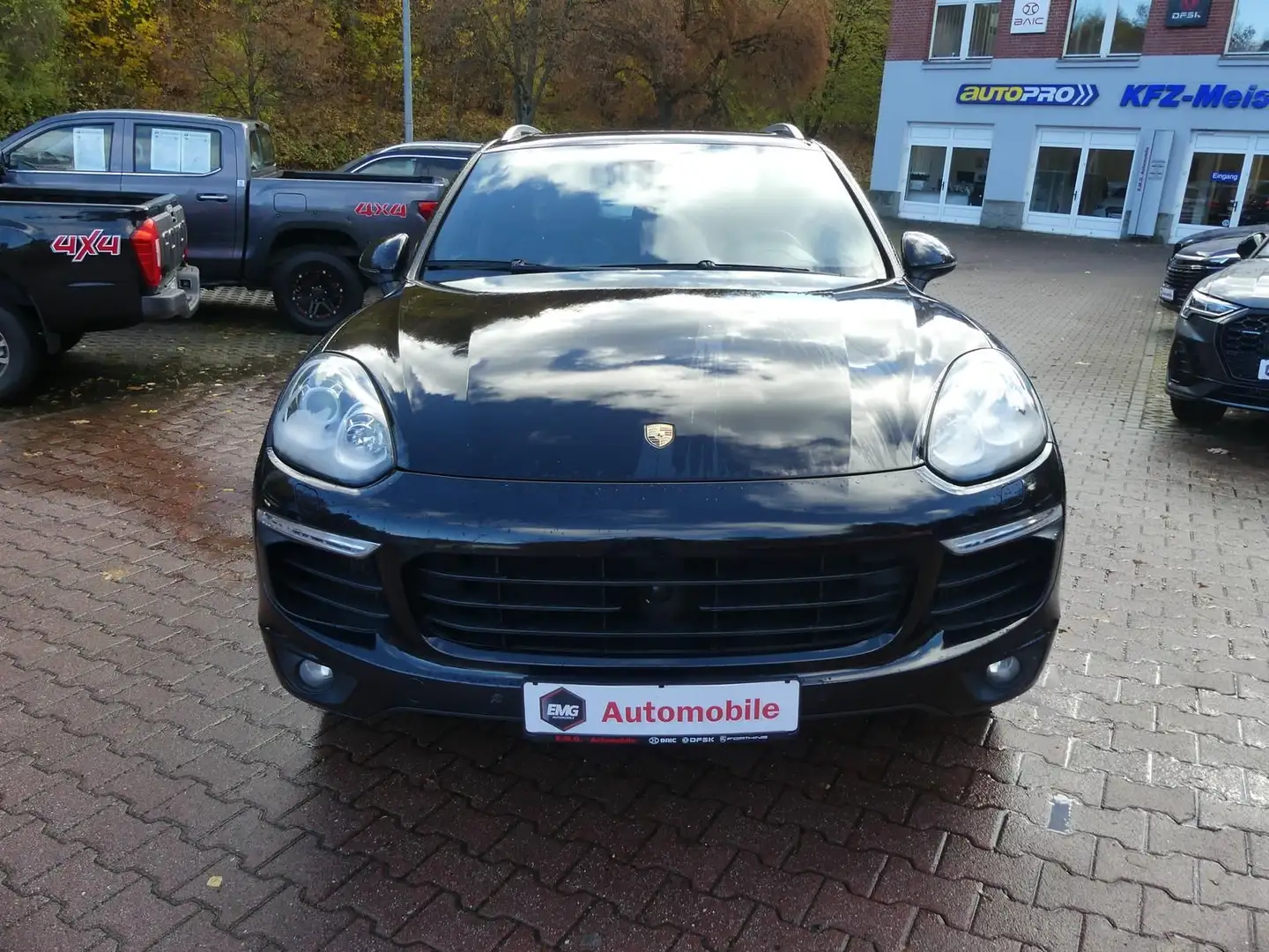 Porsche Cayenne 3.0*Leder*Klima*SHZ*Sitzbel.*Kam*Pano Schwarz - 2