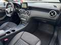 Mercedes-Benz A 200 d 4MATIC AMG Line AMG Pano Night PTS Shz Grau - thumbnail 24