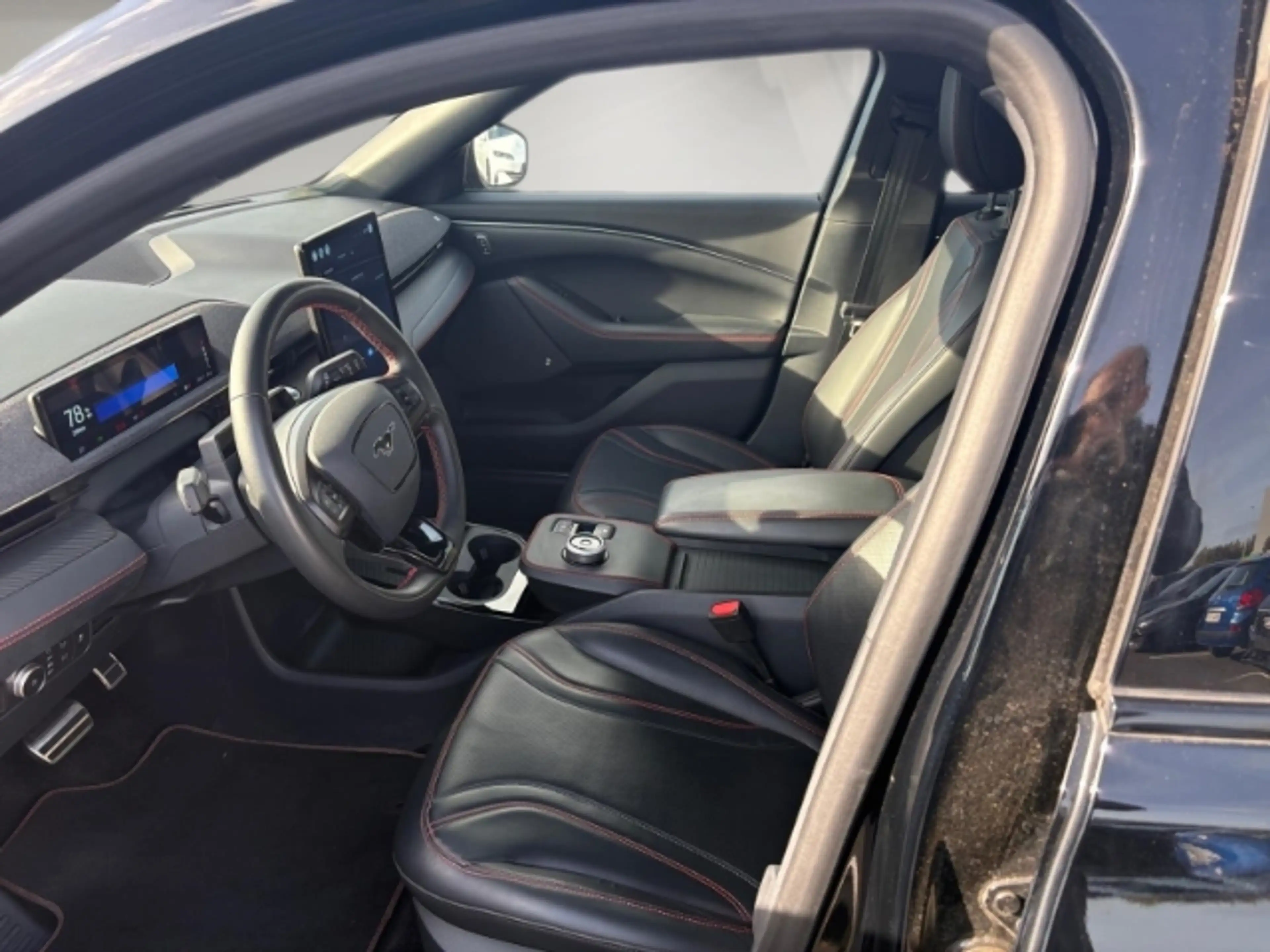 Ford Mustang Mach-E Premium AWD 75kWh *Technologie-Paket* — photo 9