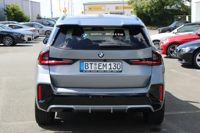BMW X1 view 6