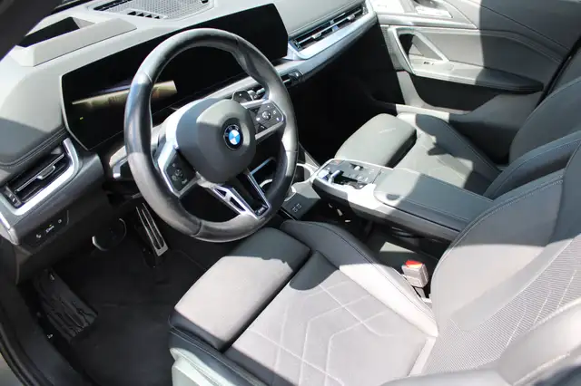 BMW X1 view 8