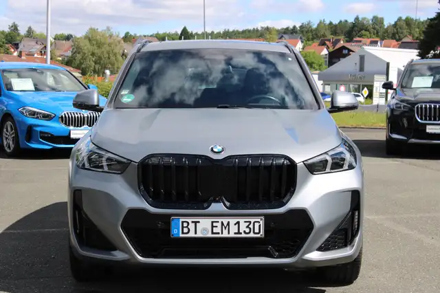 BMW X1 view 3