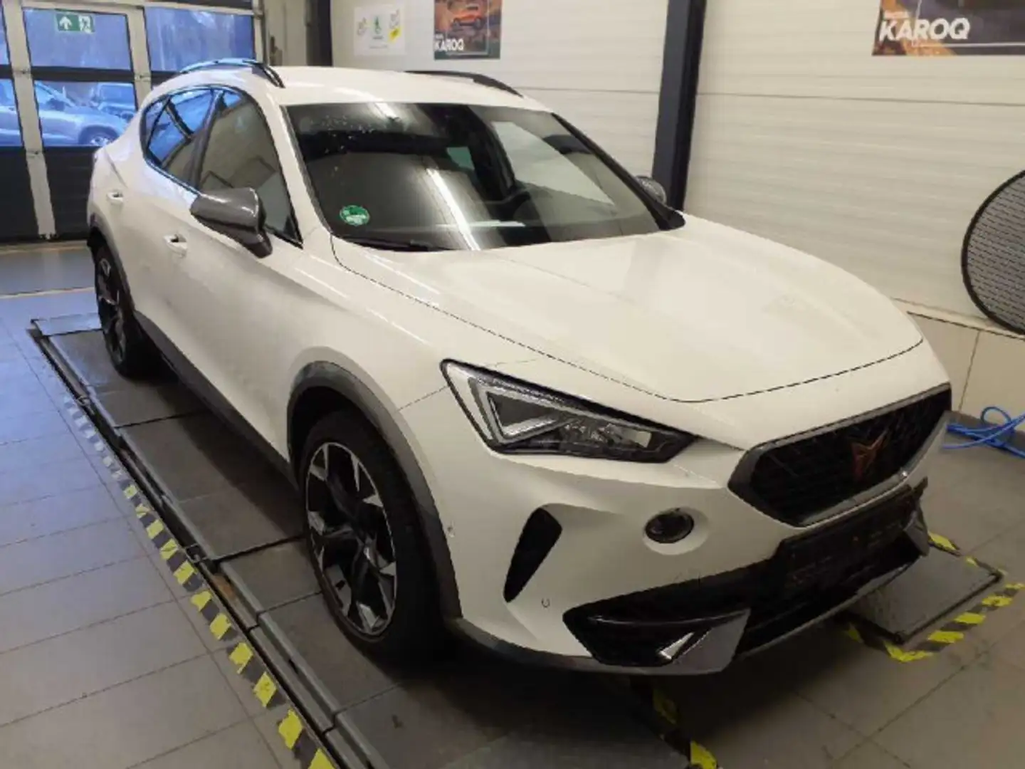 CUPRA Formentor VZ 2.0 TSI 4Drive Weiß - 2