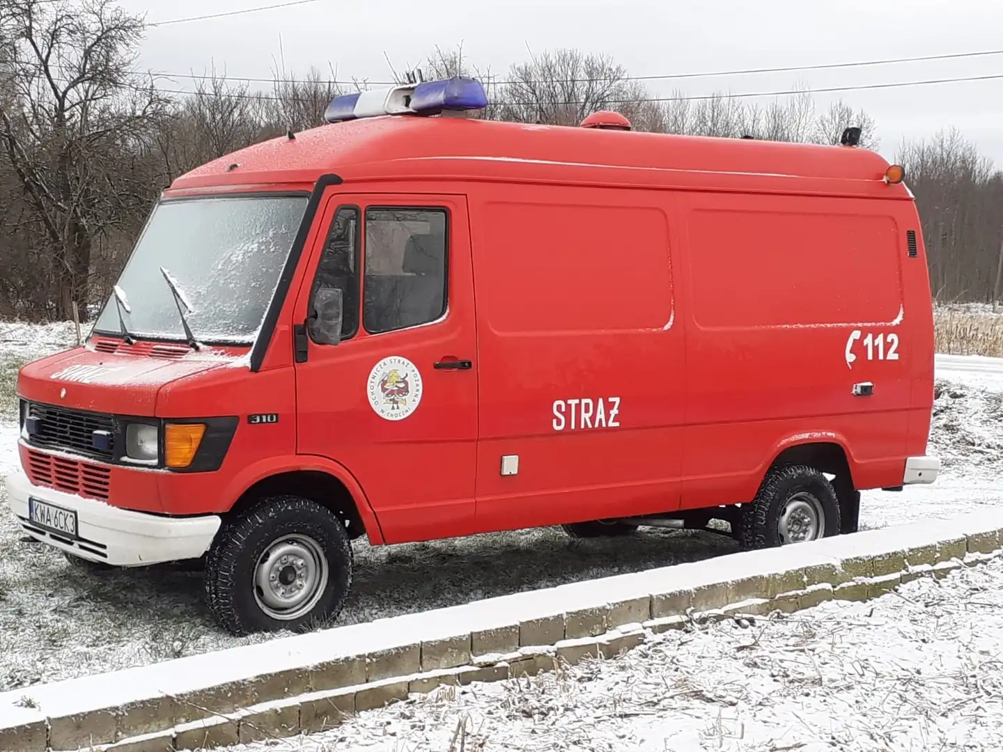 Mercedes-Benz 210/310 benzine Piros - 1