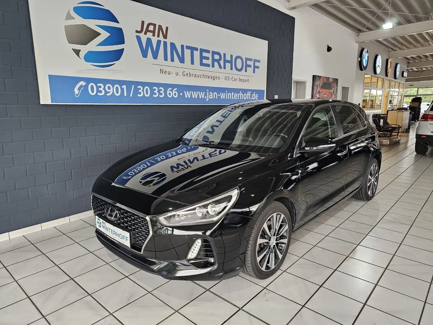 Hyundai i30 1.4 T-GDI DCT Premium LED NAVI CAM APP 1.HD Noir - 1