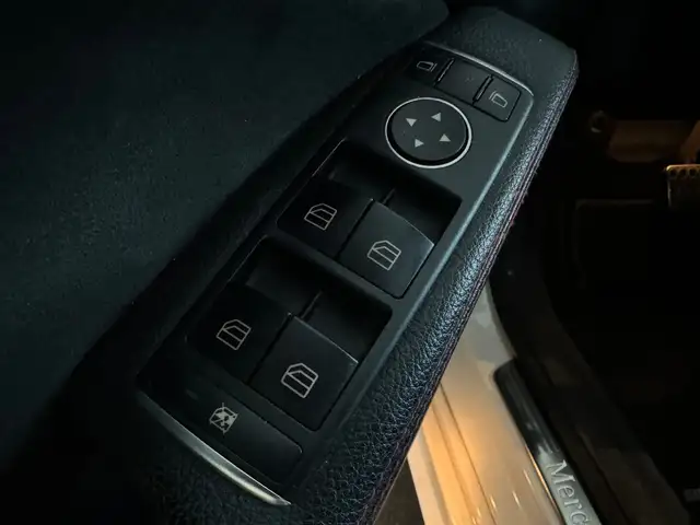 Mercedes-Benz Cla view 12