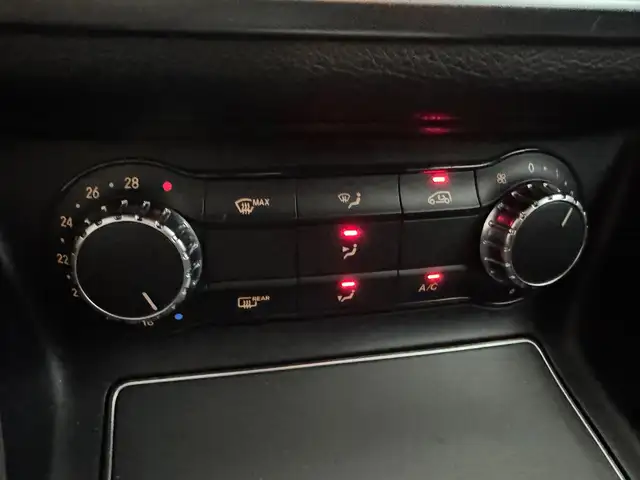Mercedes-Benz Cla view 16