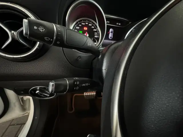 Mercedes-Benz Cla view 14