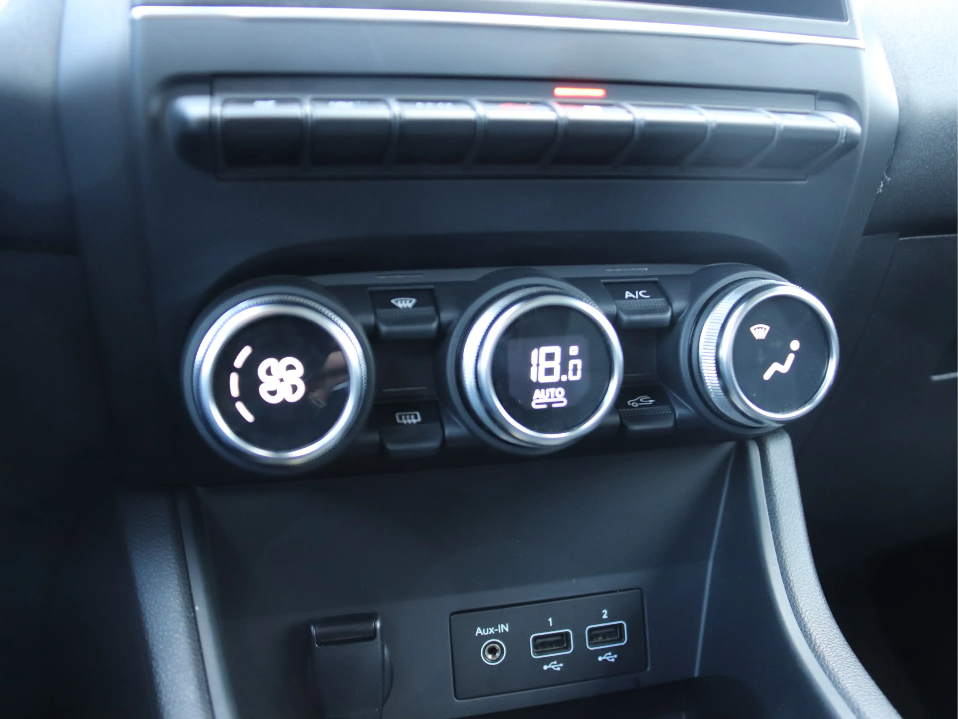 Renault Captur 1.0 TCe 90 Zen PDC / ECC / STOELVERW. — photo 13