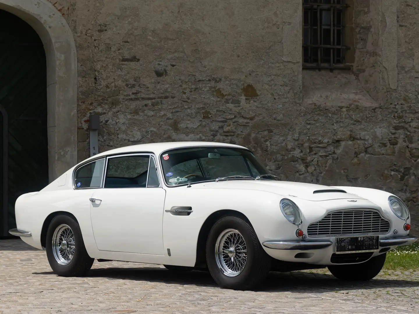 Aston Martin DB DB 6  Vantage Alb - 1