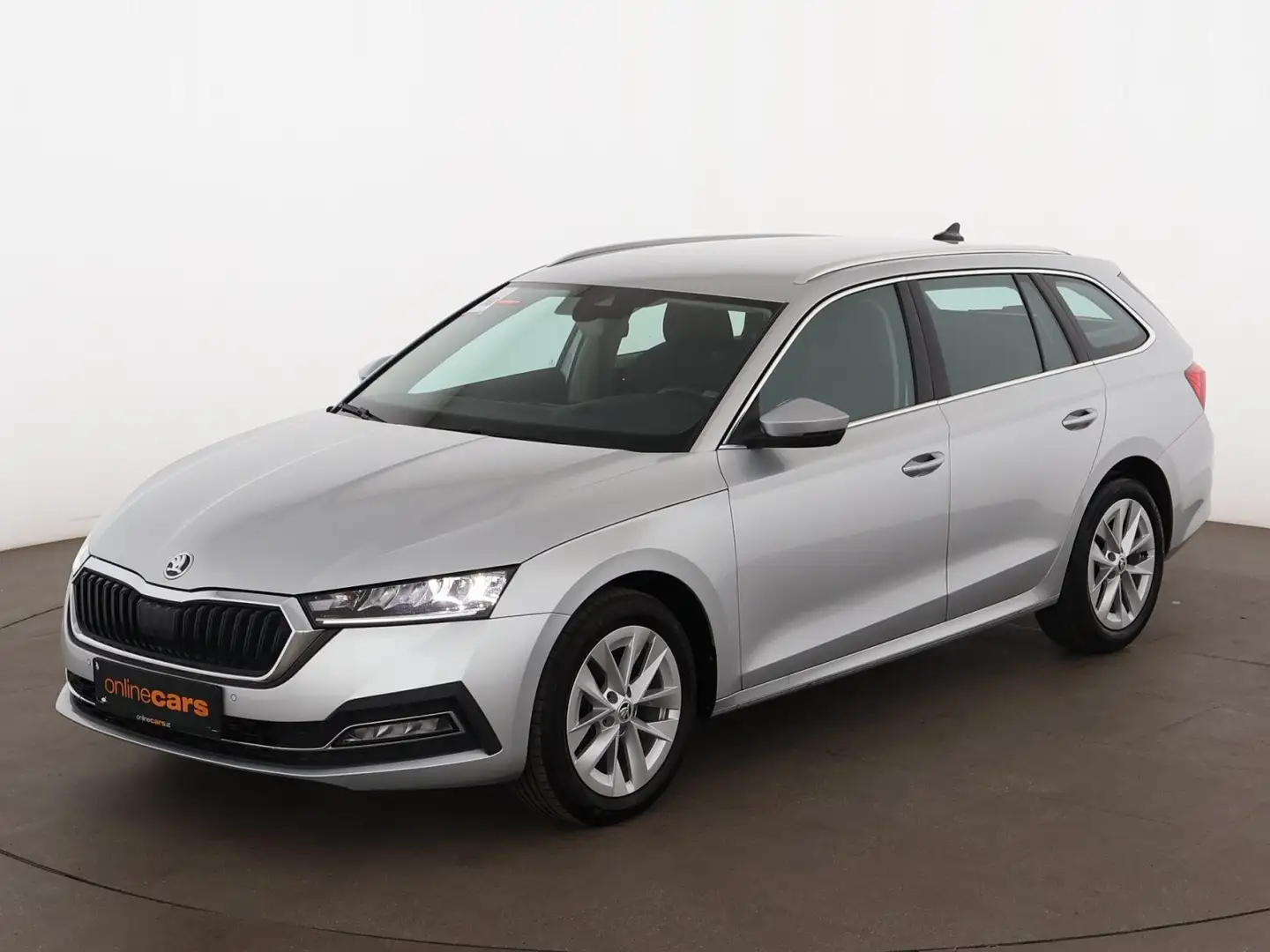 Skoda Octavia Combi 2.0 TDI Style Aut LED HEAD-UP RADAR Silber - 2