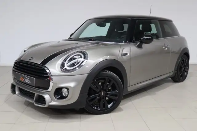Mini Hatch view 4