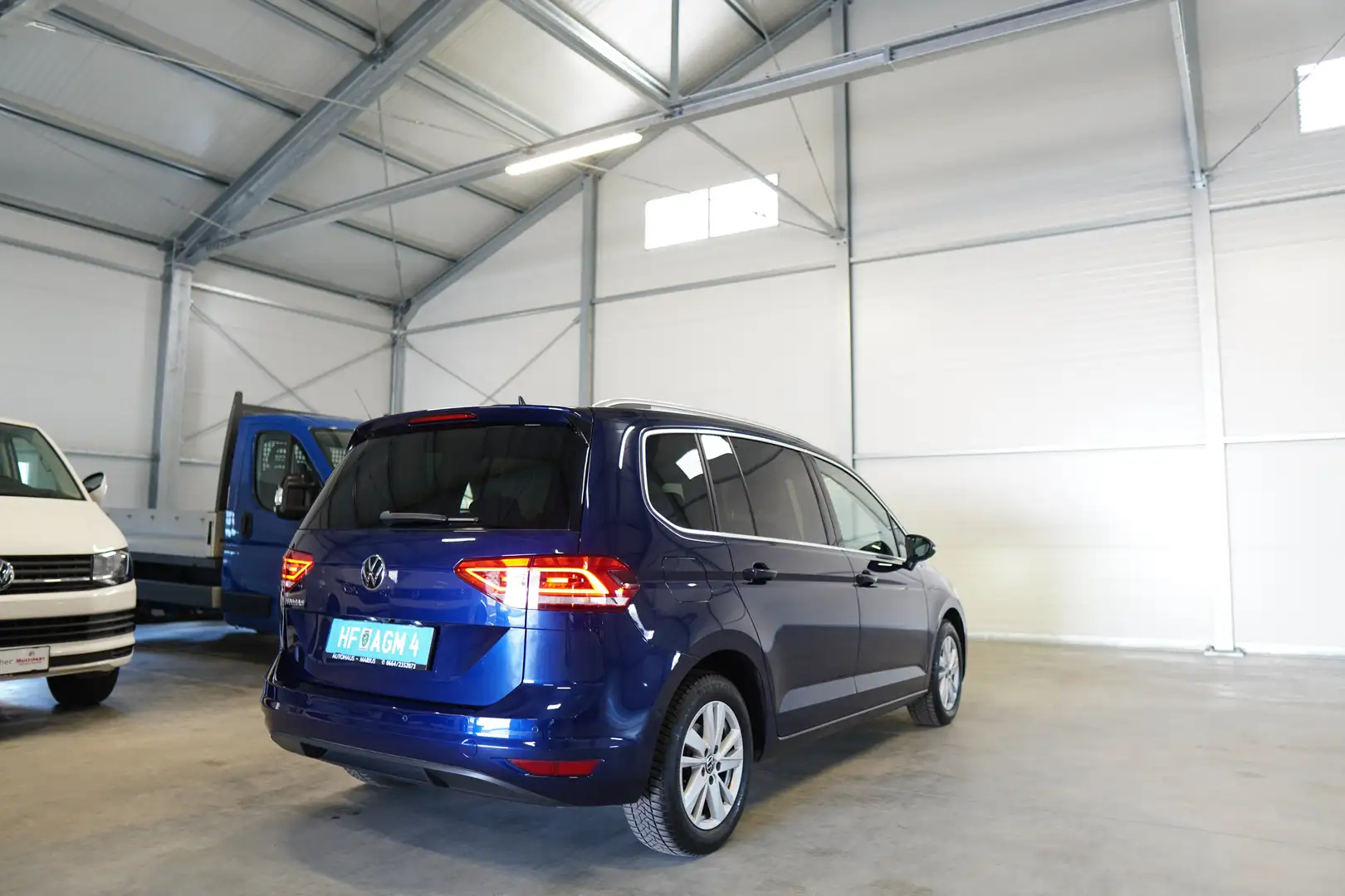 Volkswagen Touran 1,5 TSI Highline 7Sitze DSG PANO FULL LED RFK NAVI Bleu - 2