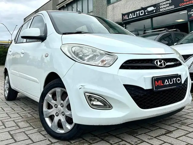 Hyundai i10