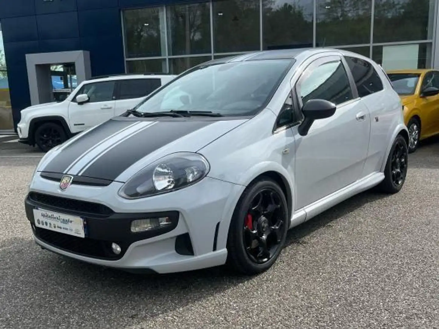 Fiat Punto Punto 1.4 MULTIAIR 16V - Gris - 2