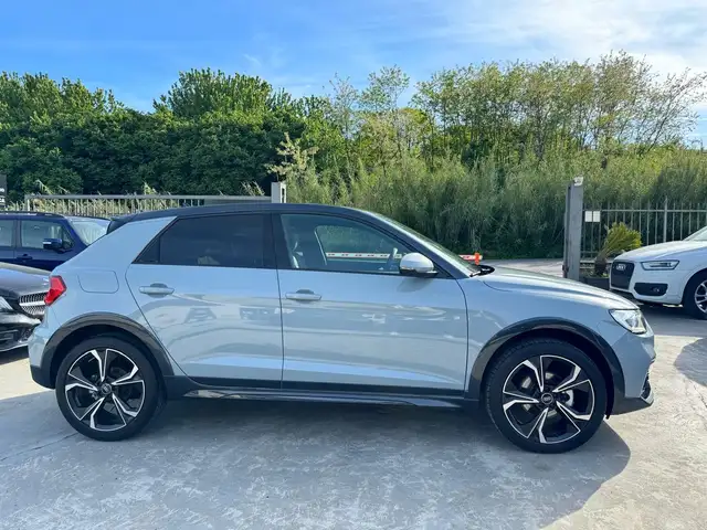 Audi A1 view 11