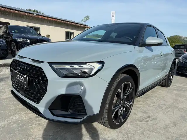Audi A1 view 4
