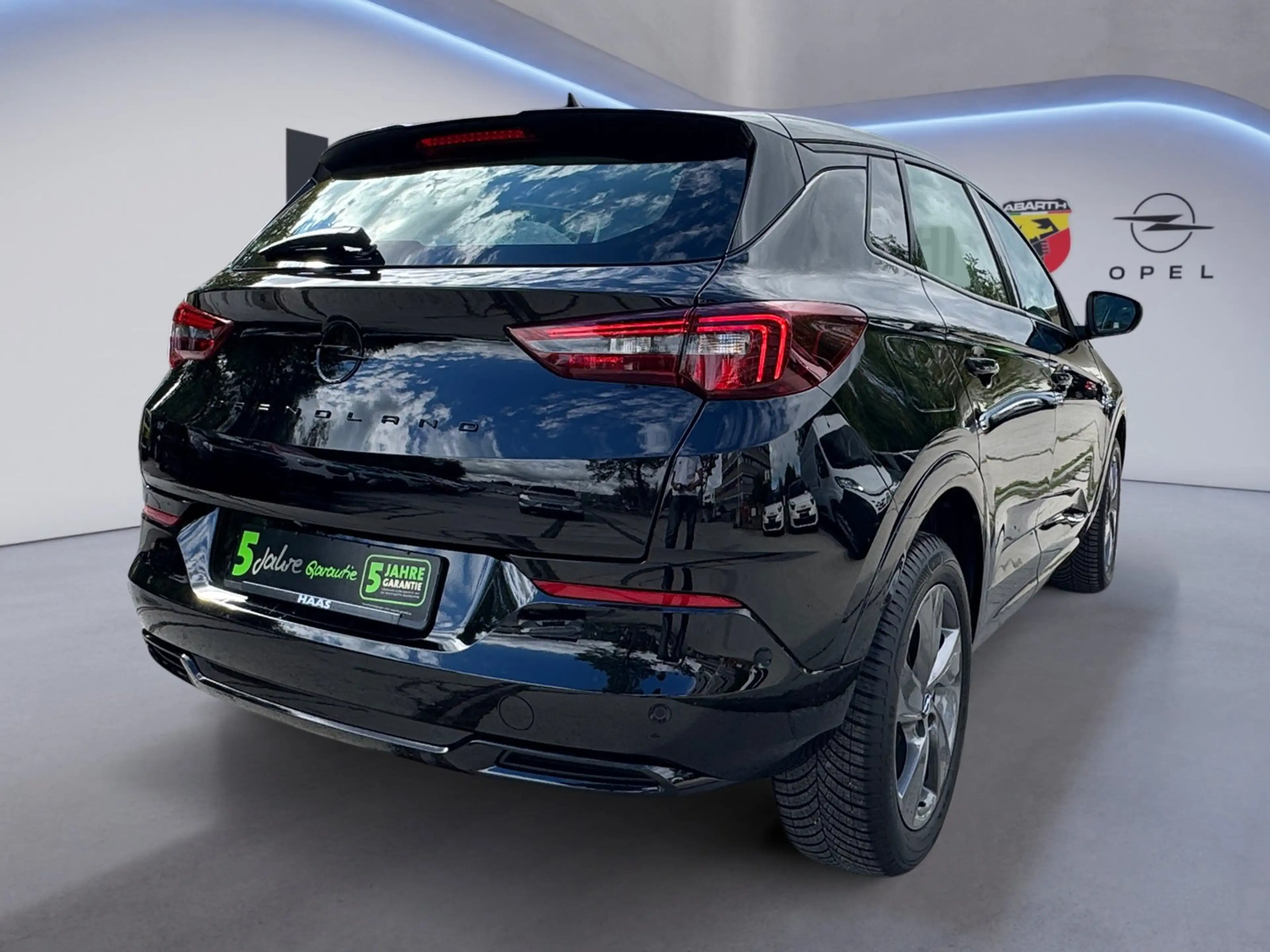 Opel Grandland 1.2 GS Line Allwetterreifen, Navi — photo 6