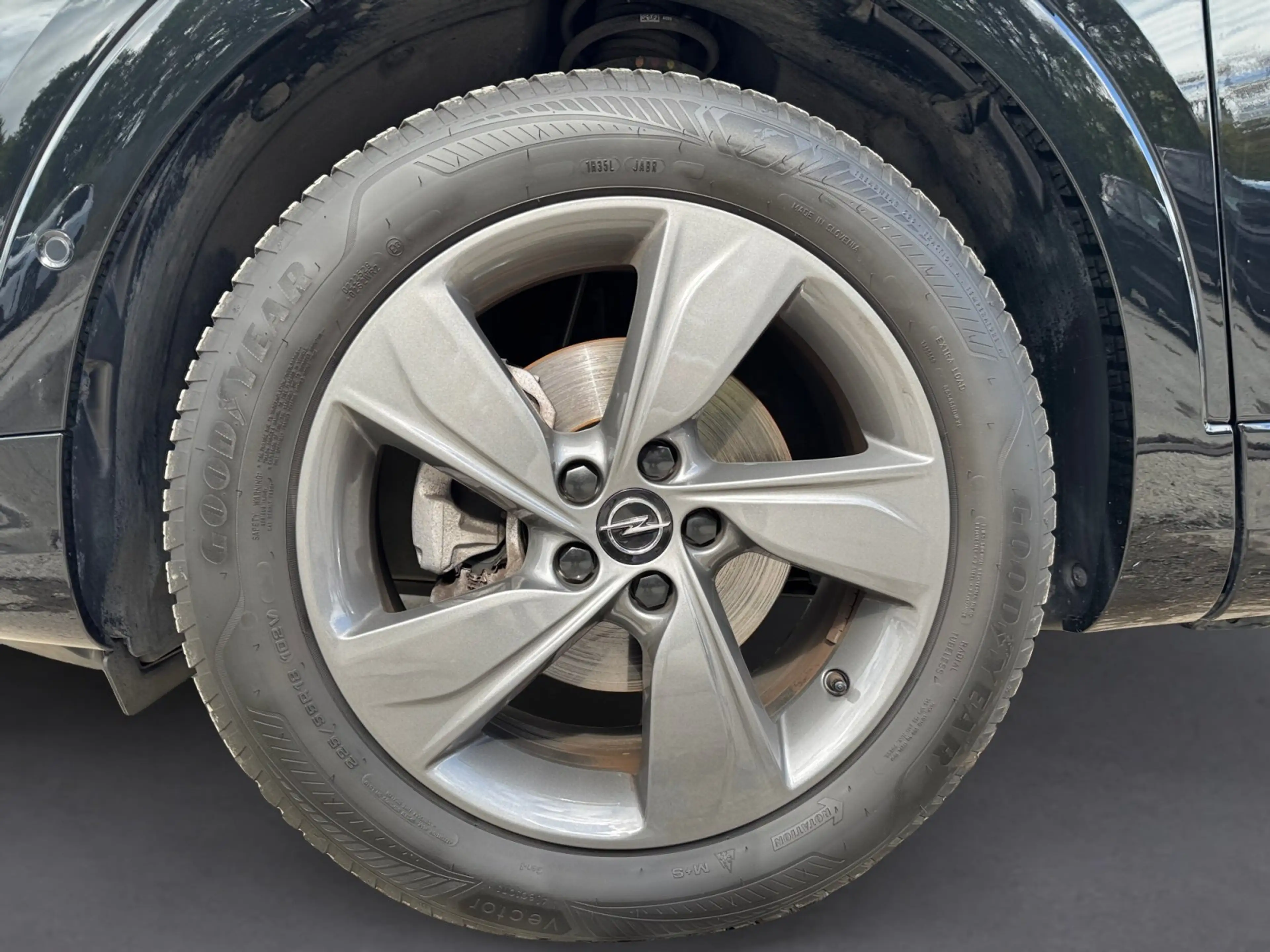Opel Grandland 1.2 GS Line Allwetterreifen, Navi — photo 15
