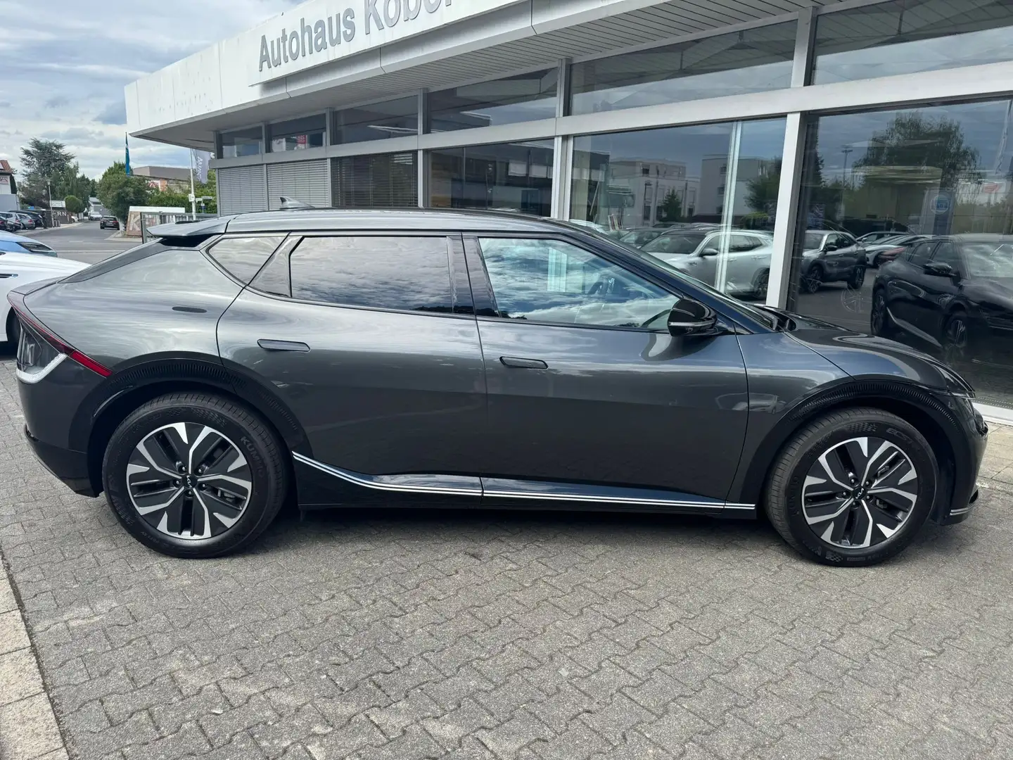 Kia EV6 2WD NAVI+LED+SHZ+HEAD+KAMERA+DAB+ACC+19+ Gris - 2