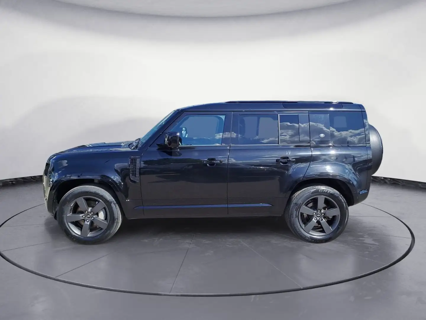 Land Rover Defender 110 D300 X-Dyn. HSE AHK Pano LED Schwarz - 2