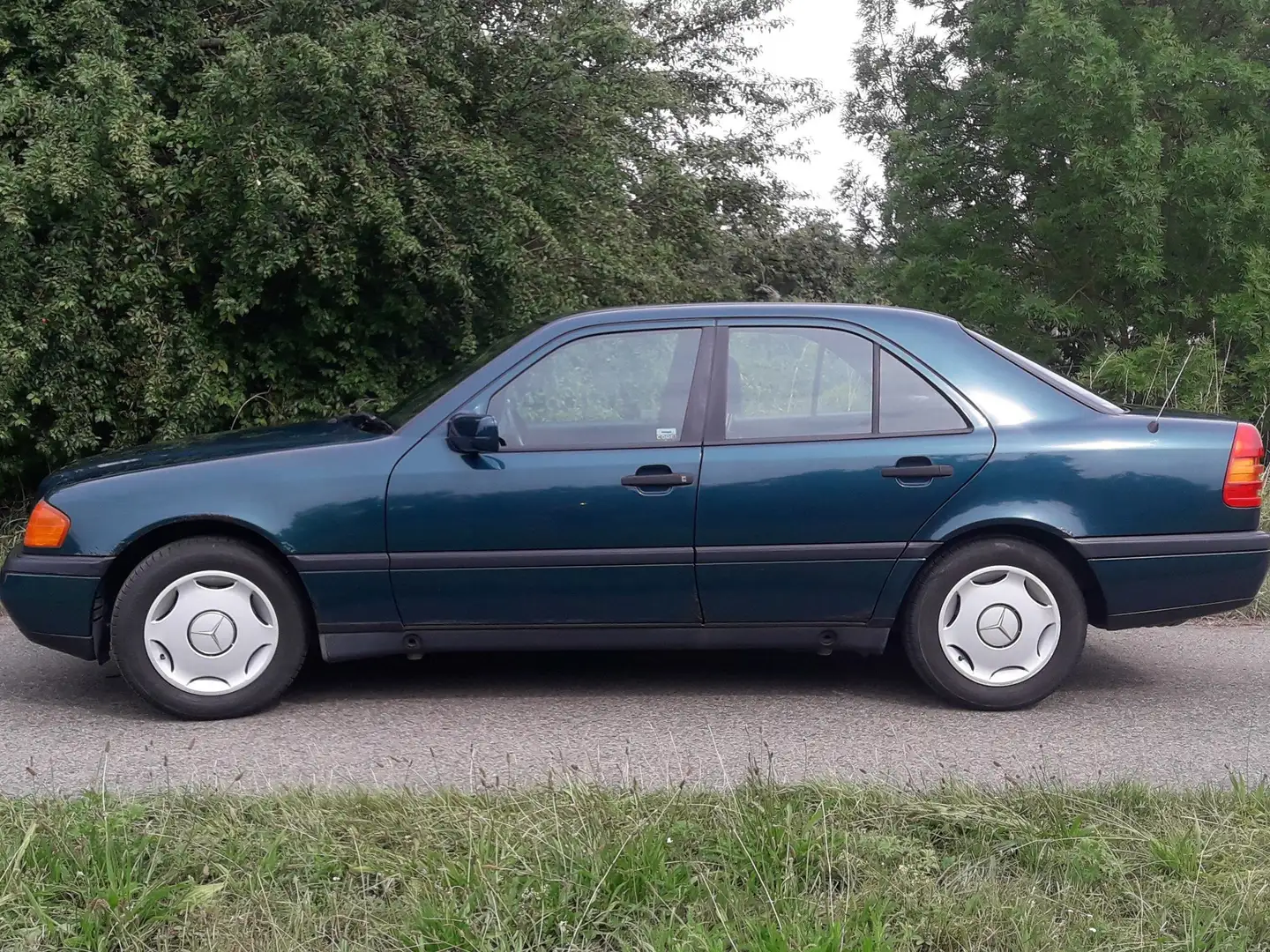 Mercedes-Benz C 180 C 180 Classic Groen - 2