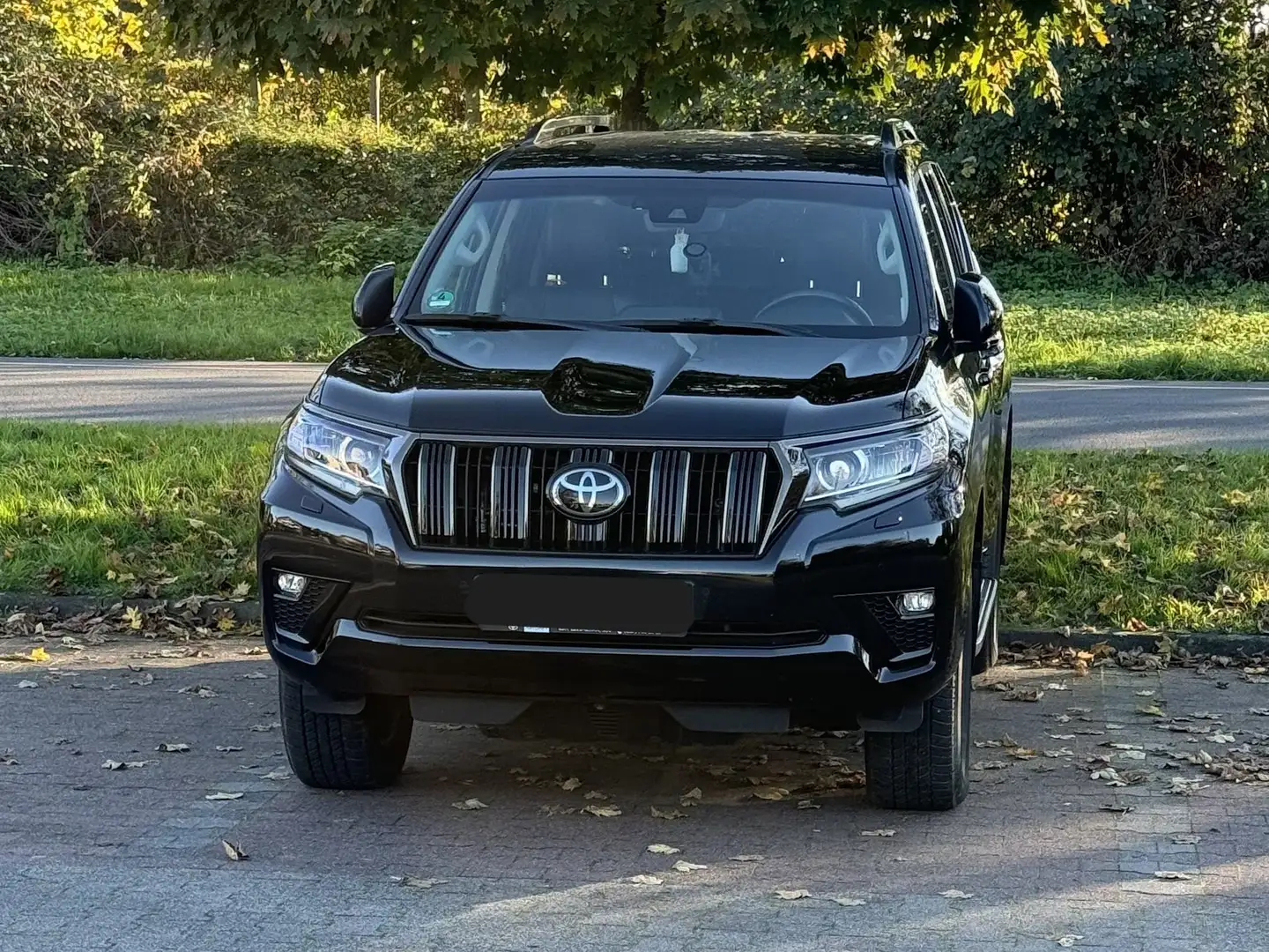 Toyota Land Cruiser Prado 2.8D AT Zwart - 1