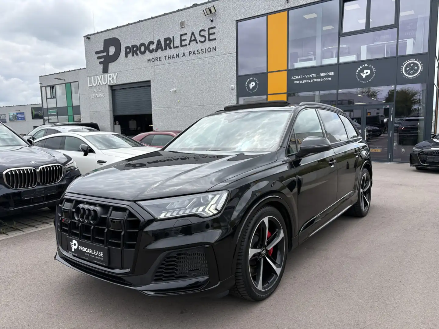 Audi SQ7 4.0 quattro TFSI/PANO/7SITZ/B&O/H.UP.22/VOLL Noir - 1