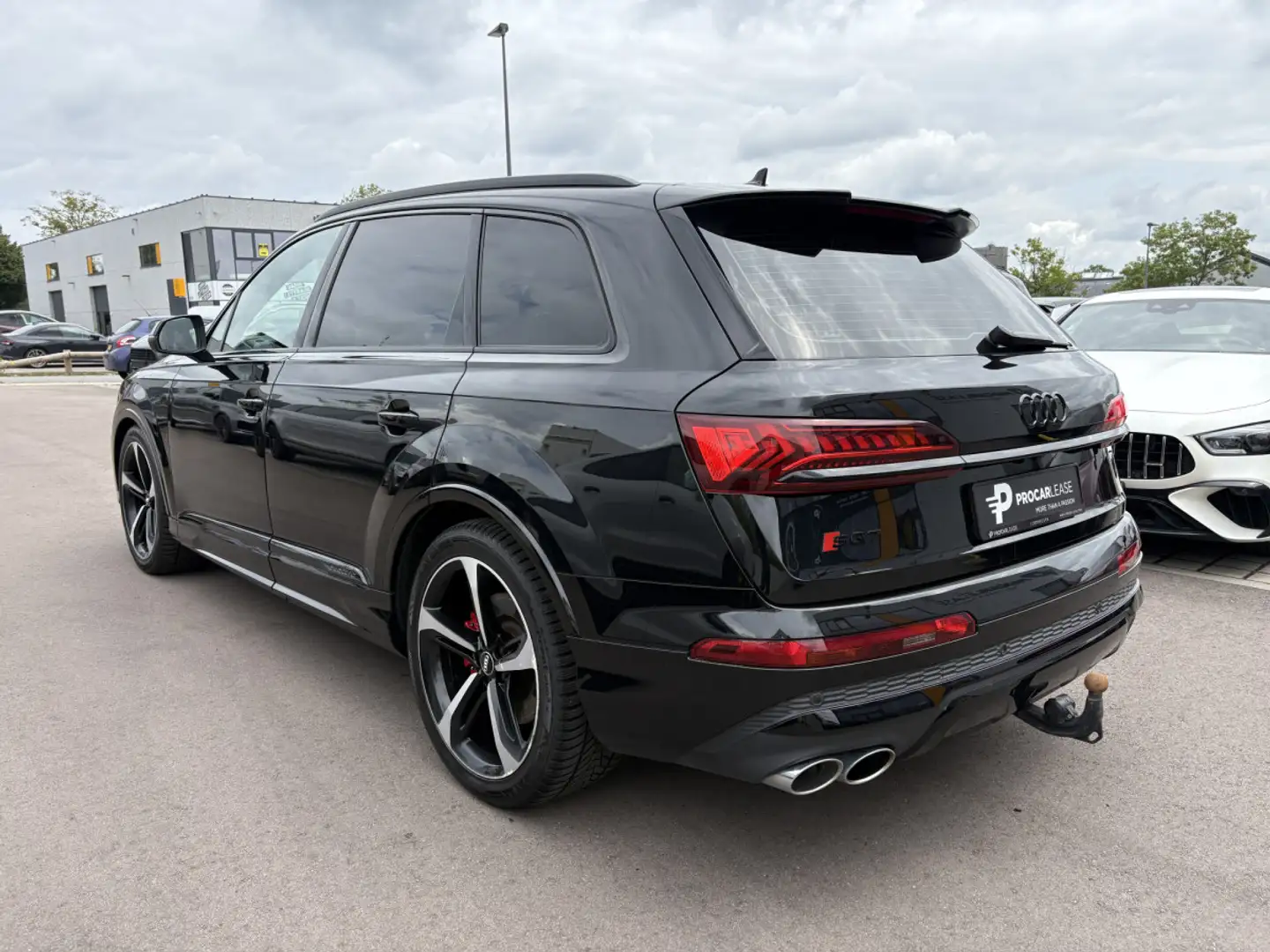 Audi SQ7 4.0 quattro TFSI/PANO/7SITZ/B&O/H.UP.22/VOLL Noir - 2