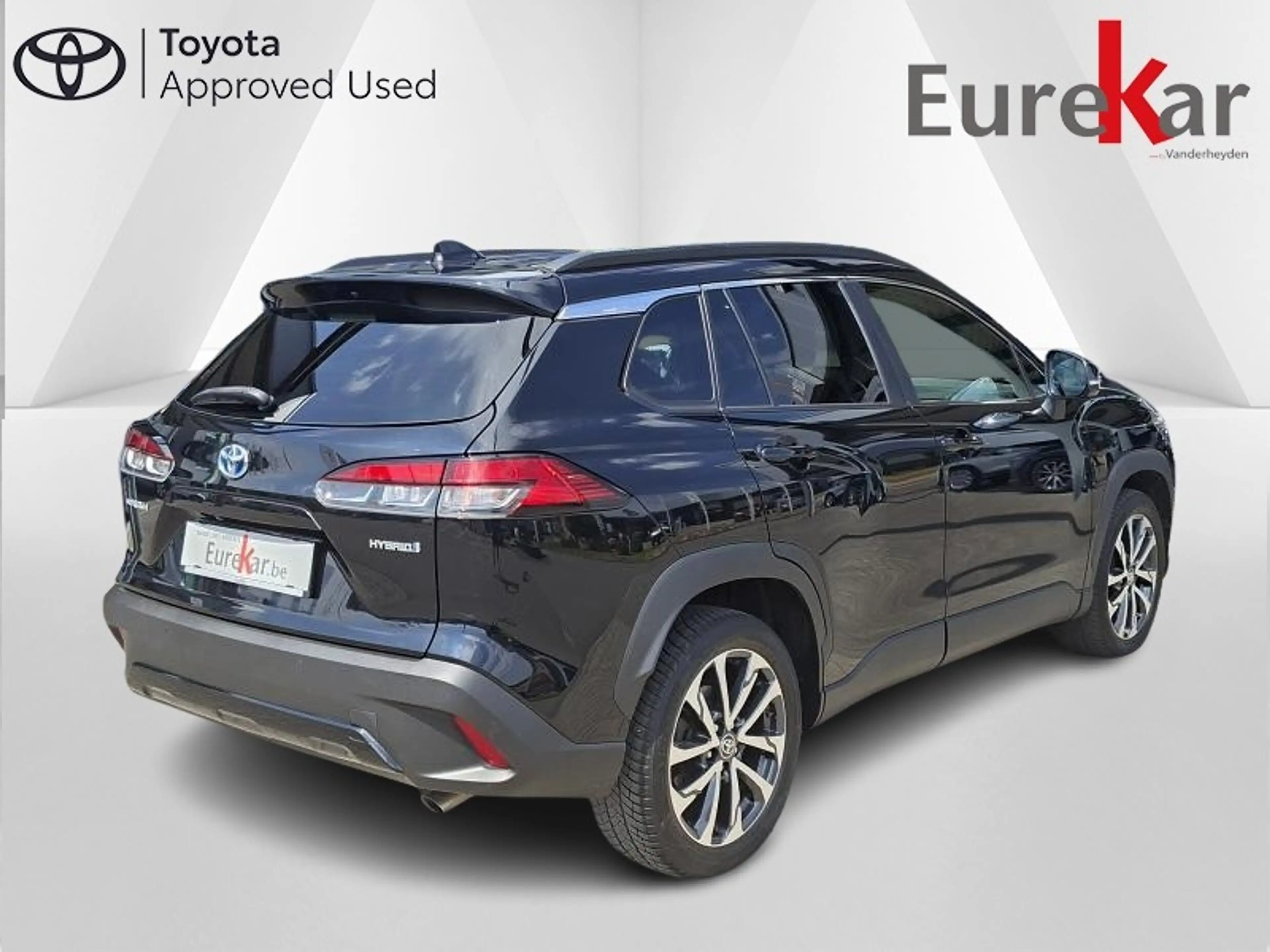 Toyota Corolla Cross STYLE — photo 3