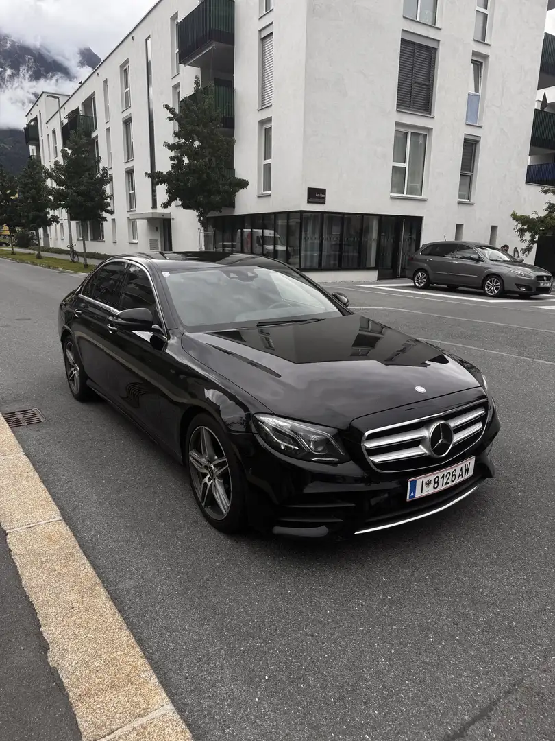 Mercedes-Benz E 220 d AMG-Line - 2