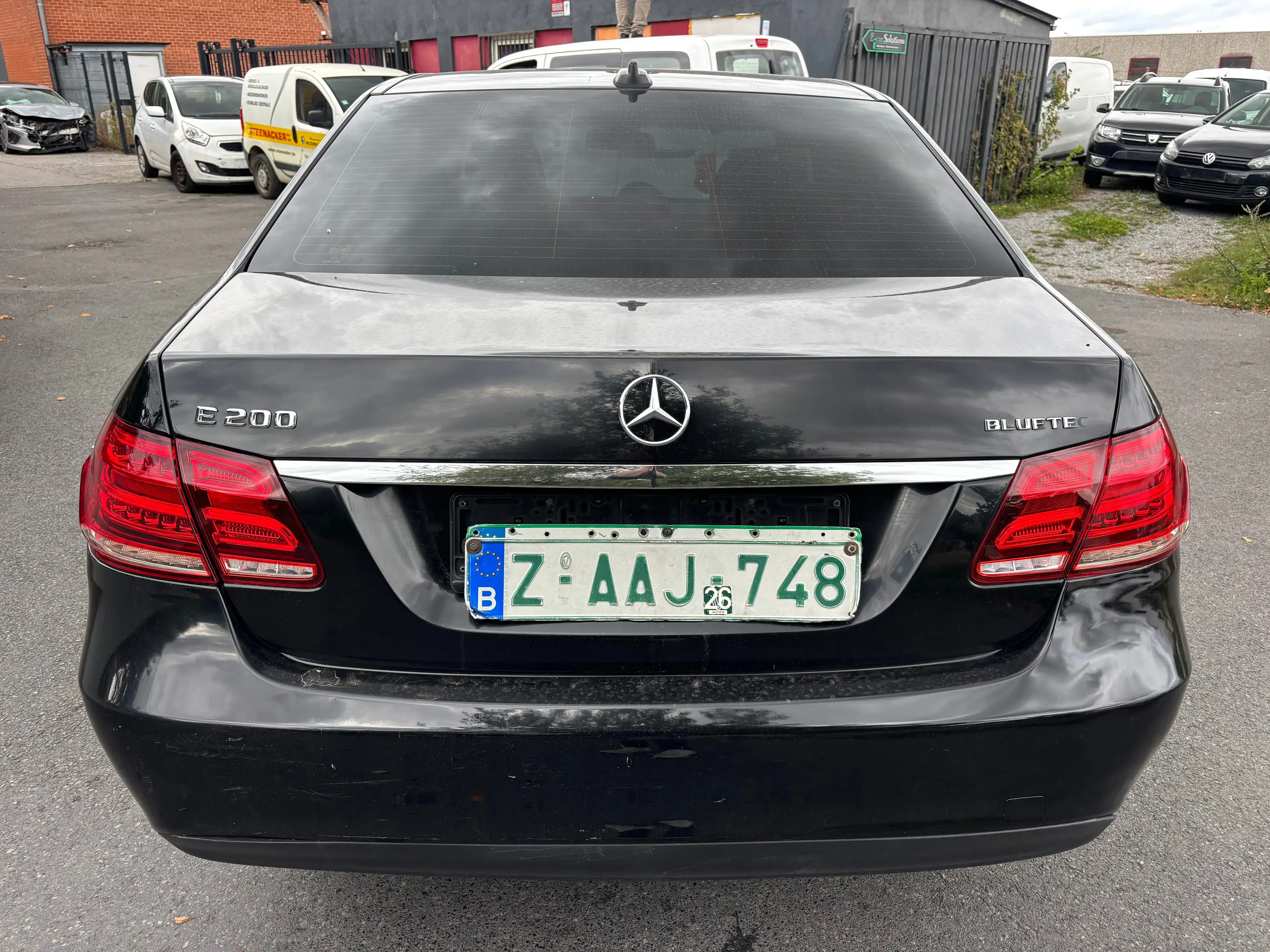 Mercedes-Benz E 200 E 200 BlueTEc — photo 4