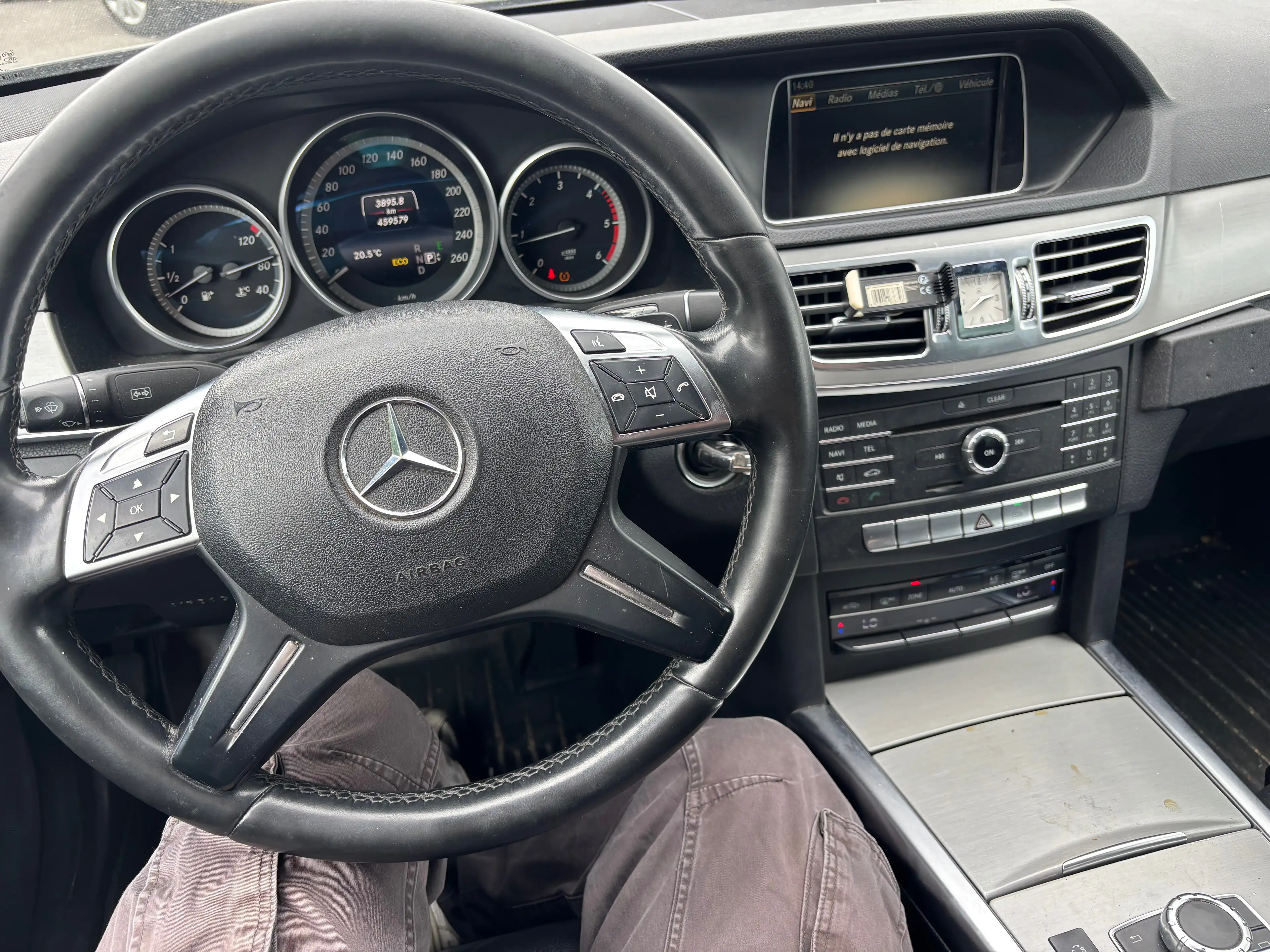 Mercedes-Benz E 200 E 200 BlueTEc — photo 14