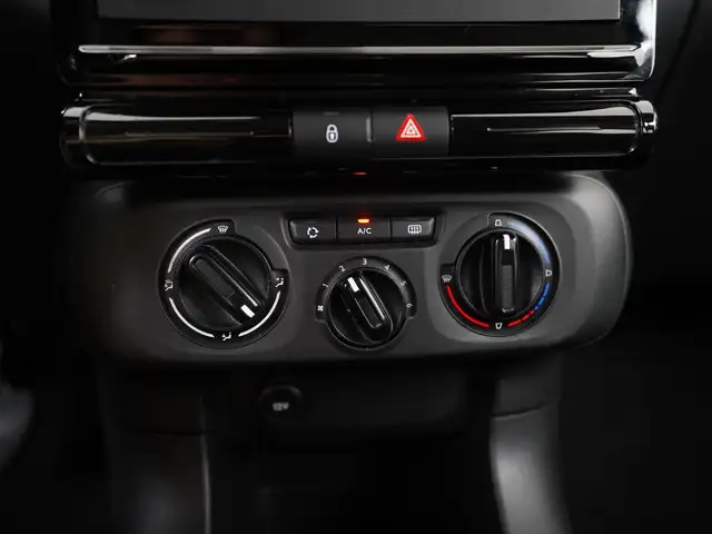 Citroen C3 view 11